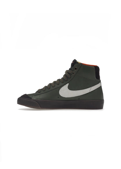 Nike Blazer Mid 77 Vintage Army